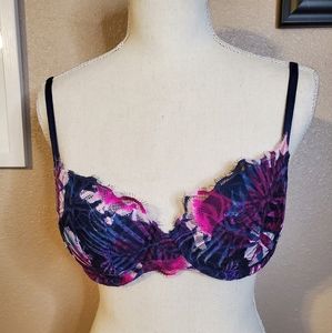 Victoria's Secret Date Push-up